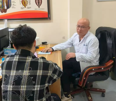 湘西土家族苗族自治州|男科医师高朋磊：守护男性健康，专业男科诊疗